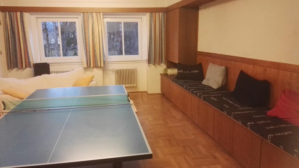 Haus Wendy Hostel Mauterndorf  Buitenkant foto