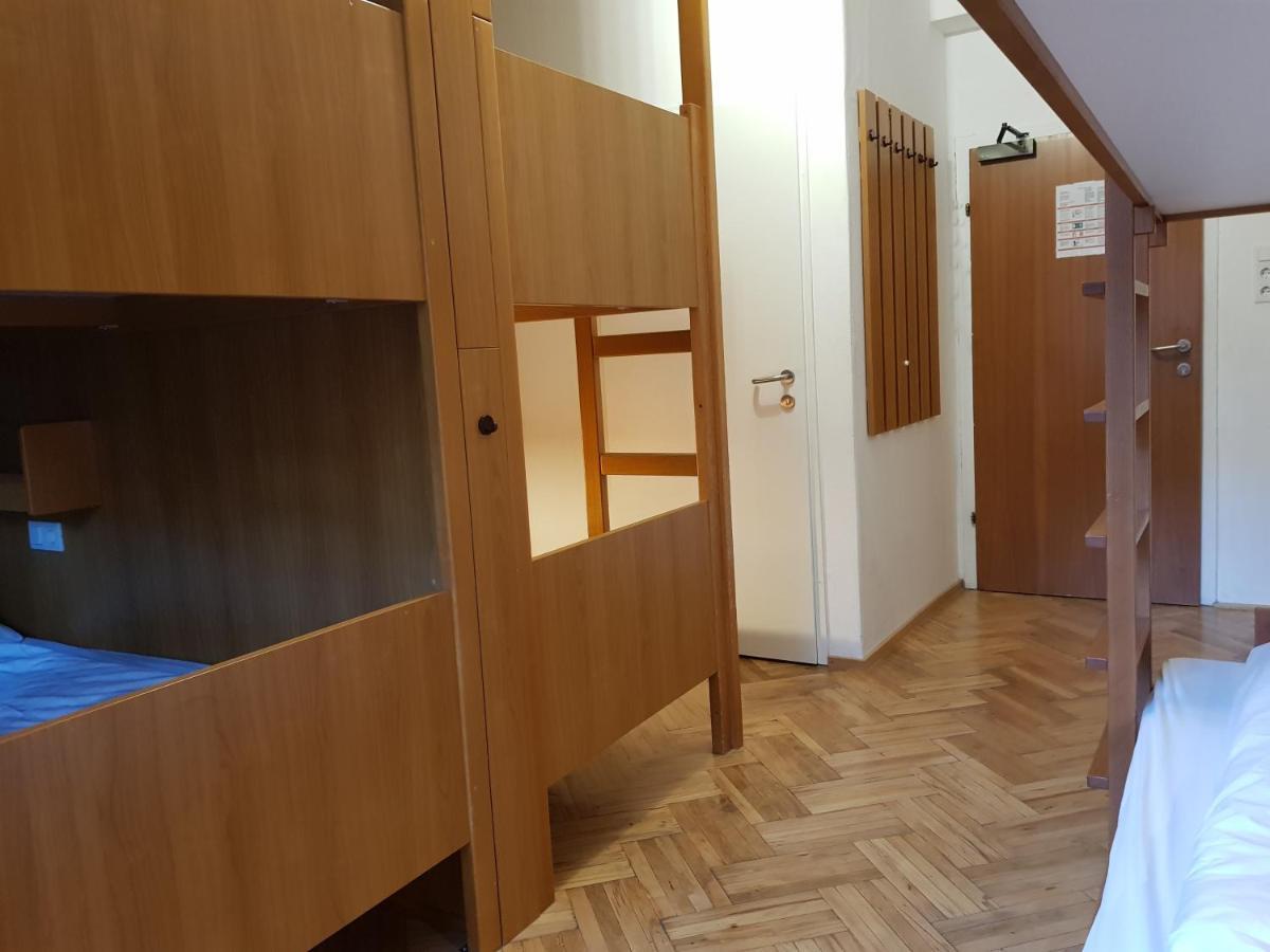 Haus Wendy Hostel Mauterndorf  Buitenkant foto